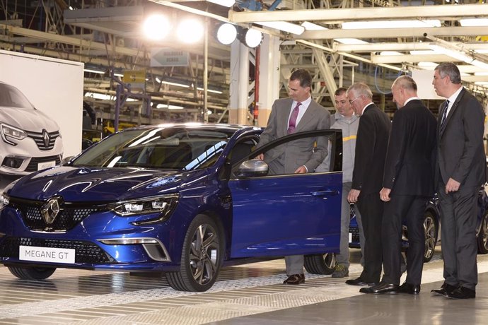 Visita de S.M. El Rey de España a la factoría de Renault en Villamuriel de Cerrato, Palencia, en 2016