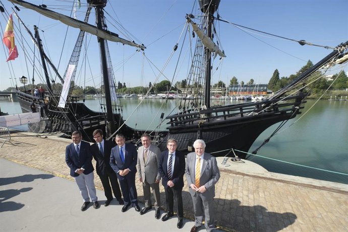 Presentación del Festival Marítimo en el Muelle de las Delicias