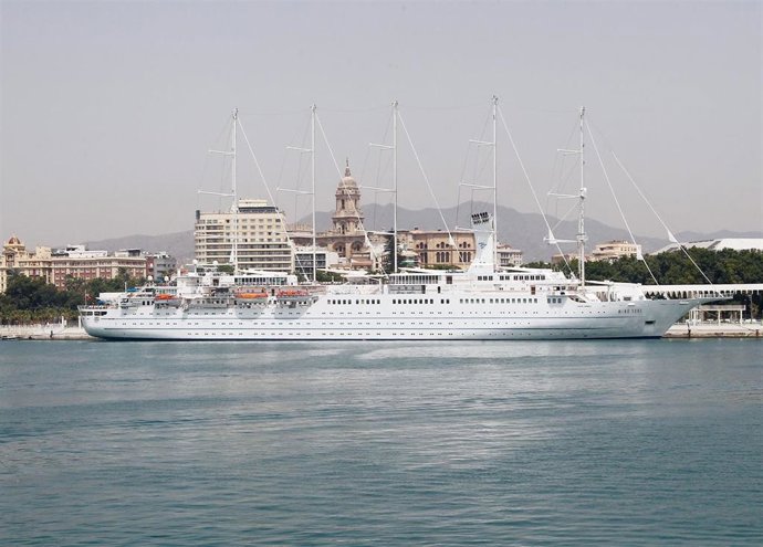 Crucero de lujo en el puerto de Málaga 