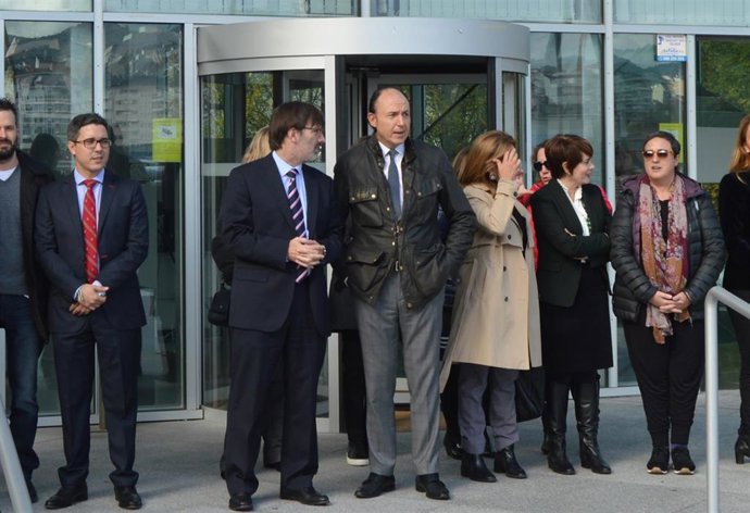 Fiscal jefe de Ourense, Florentino Delgado (en el centro)