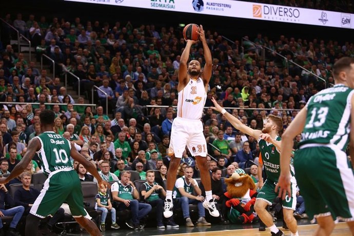 Shavon Shields, de Kirolbet Baskonia, ante Zalgiris Kaunas
