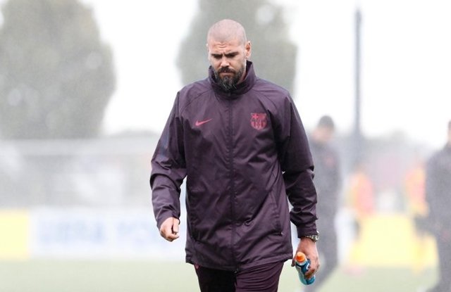 Víctor Valdés, técnico del Juvenil A del FC Barcelona