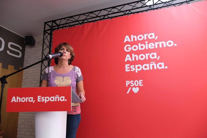 La ministra de Justicia en funciones, Dolores Delgado, interviene en un encuentro con simpatizantes y militantes del PSOE de Canarias