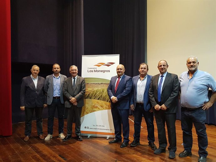 Olona afirma que "no se puede consentir que un conflicto derivado de las ayudas 