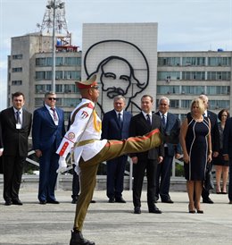 El primer ministro ruso, Dimitri Medvedev, durante su visita a La Habana