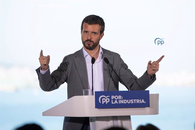 El presidente del PP, Pablo Casado, interviene en un acto del PPdeG en Oleiros (A Coruña/Galicia/España) a 6 de octubre de 2019.