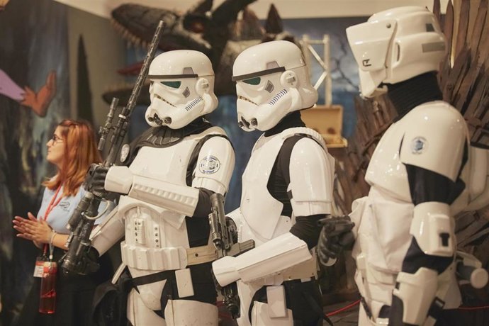 Soldados imperiales participan en la clausura del Salón del Cómic y la Ilustración de Tenerife