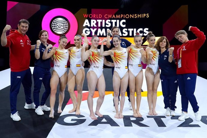 El equipo español femenino de gimnasia artística.