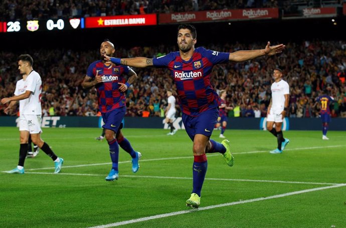 Luis Suárez celebra un gol con el FC Barcelona.