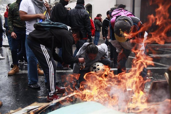 Manifestación en Quito contra el 'paquetazo' decretado por Lenín Moreno