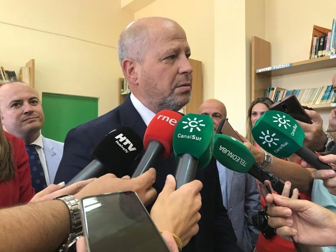 El consejero de Educación y Deporte, Javier Imbroda.