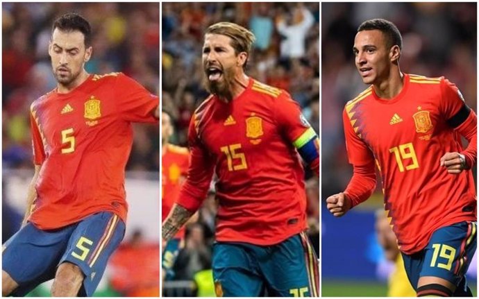 Sergio Busquets, Sergio Ramos y Rodrigo Moreno con la selección española