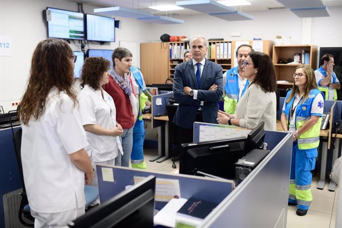 El consejero de Sanidad de la Comunidad de Madrid, Enrique Ruiz Escudero, visita las unidades de cuidados paliativos PAL24.