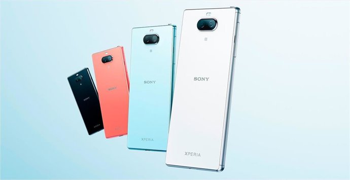 SONY XPERIA 8