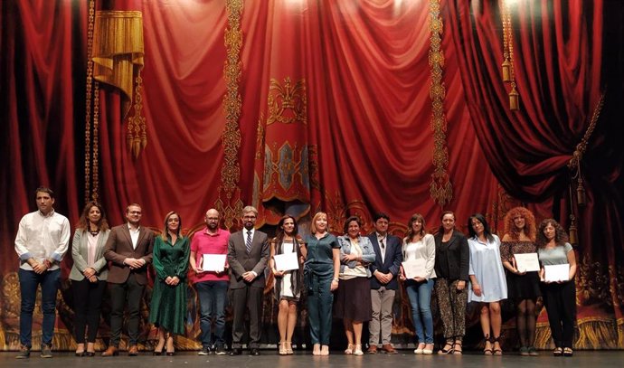 Acto de reconocimiento a la Mujer Rural y en la posterior entrega de premios del I Certamen Provincial de Poesía en Albacete