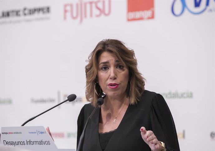 La secretaria general del PSOE-A, Susana Díaz, durant una intervenció en els Esmorzars Informatius de Europa Press Andalusia.
