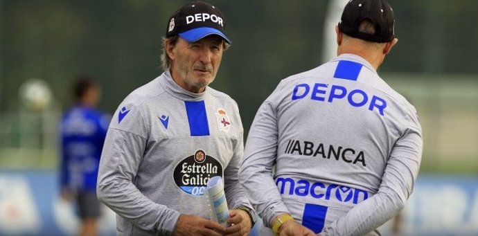 Fútbol.- Juan Antonio Anquela, destituido como entrenador del RC Deportivo