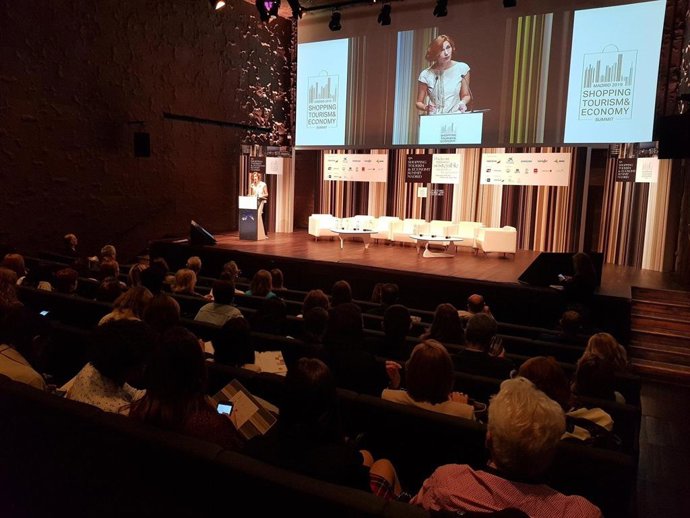 Isabel María Oliver, secretaria de Estado de Turismo en funciones