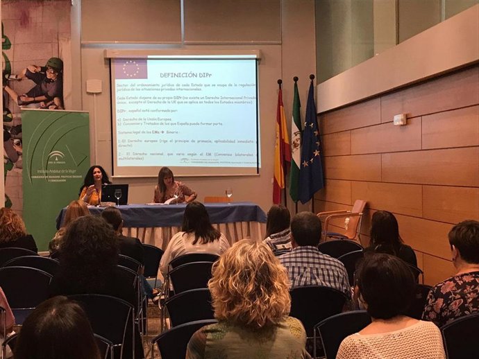 Uno de los 'Foros Provinciales de Género y Migra-acción' celebrado en Córdoba