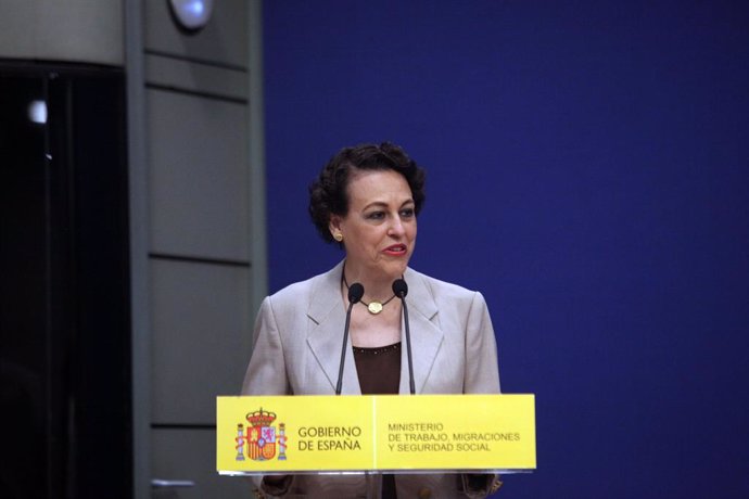 La ministra de Treball, Magdalena Valerio