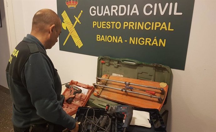 Herramientas recuperadas de una obra en Baiona, y que fueron robadas por un extrabajador