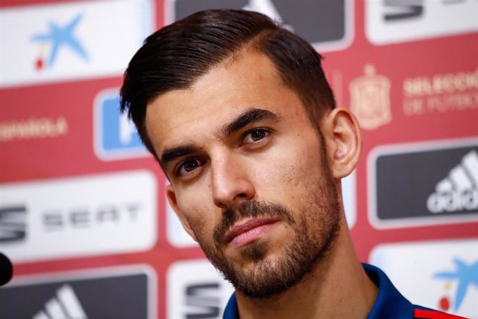 Dani Ceballos atiende a los medios en la Ciudad del Fútbol de Las Rozas