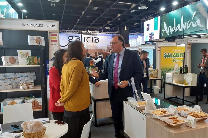 El consejero delegado de Extenda visita a empresas andaluzas en la feria agroalimentaria Anuga, en Colonia (Alemania).