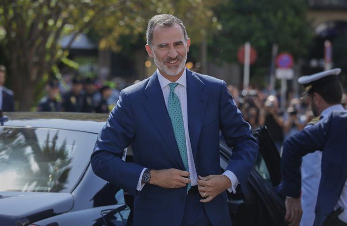 El Rey Felipe VI a su llegada al Archivo General de Indias.