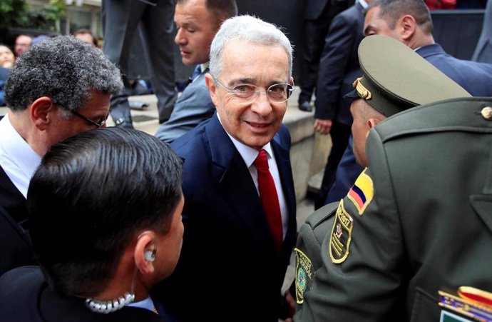 El ex presidente de Colombia Álvaro Uribe acude a declarar al Tribunal Supremo