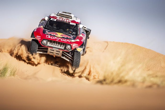 Rally.- Sainz repite victoria en la cuarta etapa del Rally de Marruecos y Alonso