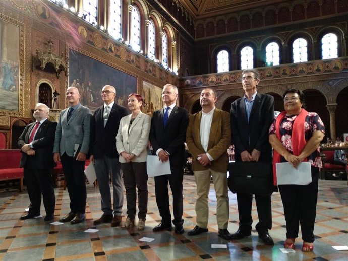 Los rectores de las universidades públicas catalanas (Acup) en un acto en la UB