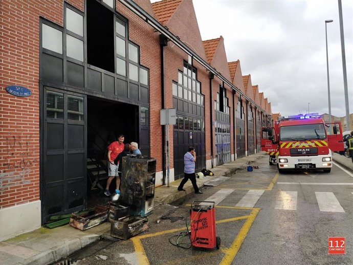 Incendio en una lonja de pescadores de Santoña