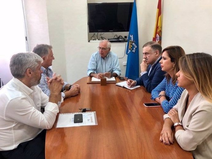 Reunión del PP con la empresa de autobuses de Melilla