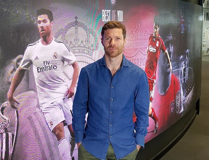  El exjugador español Xabi Alonso