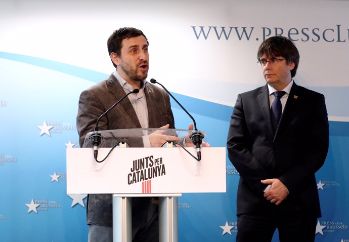 AMP.- Puigdemont y Comín piden al Supremo que consulte al TJUE sobre su inmunidad parlamentaria