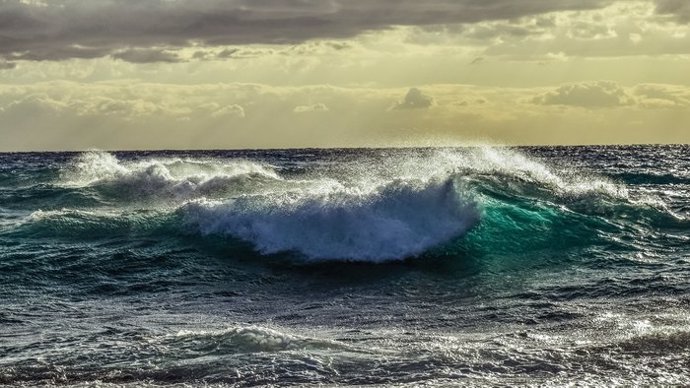 Los océanos absorben más carbono de origen humano, un tercio del total