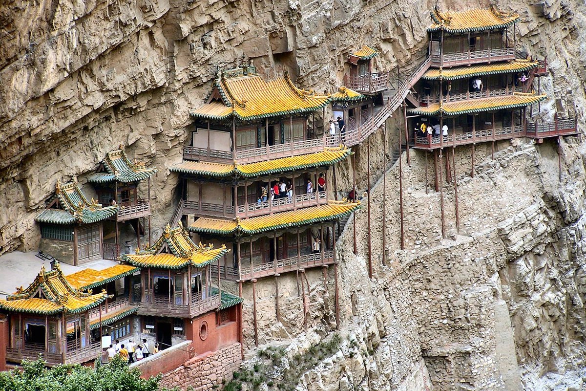 el santurario chino colgante de Datong, en vertical a más de 75 metros