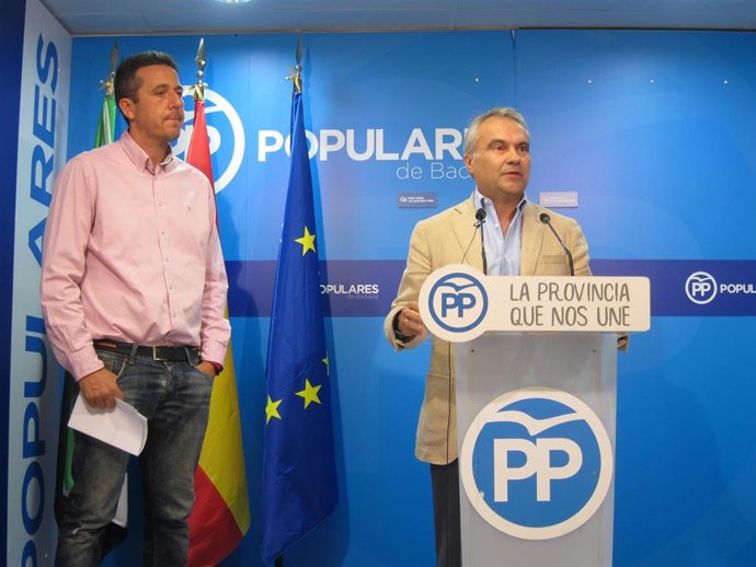 Fragoso en una comparecencia con Víctor Píriz