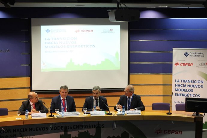 El consejero de Hacienda, Juan Bravo, este miércoles durante su participación en la jornada 'La transición hacia nuevos modelos Energéticos', organizada por el Club Español de la Energía.