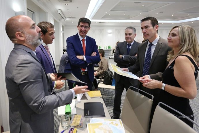 Vicepresidente de la Junta, Juan Marín, en Chile