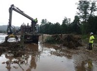 La CHC finaliza la limpieza en el Saja en Cabuérniga y Cabezón