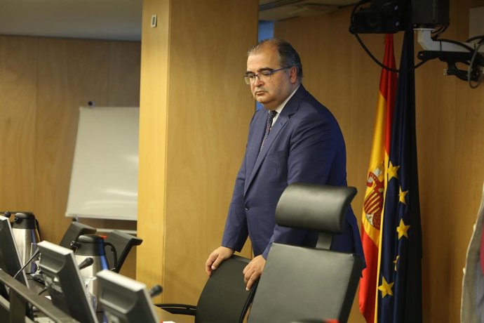 El expresidente del Banco Popular Ángel Ron comparece en la Comisión de Investigación del Congreso acerca de la crisis financiera en España y el programa de asistencia