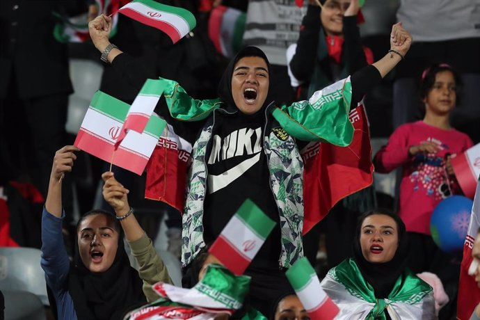 Fútbol.- Irán abre este jueves a las mujeres el Estadio Azadi para ver a la sele