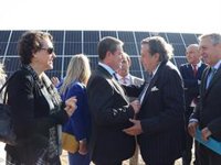 Page presume de que las energías limpias son rentables en C-LM