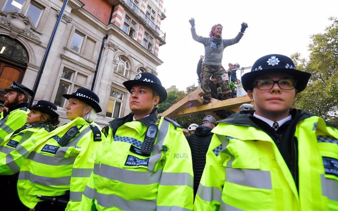 Clima.- La Policía de Londres confirma el arresto de 800 personas durante las pr