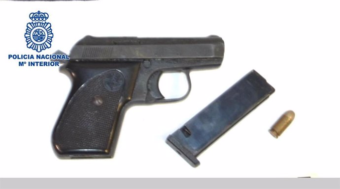 Pistola usada en un intento de atraco en Almería