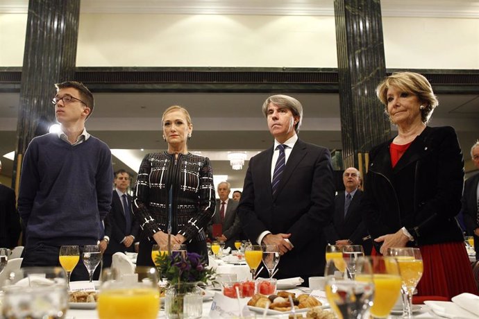 Íñigo Errejón, Esperanza Aguirre y Cristina Cifuentes en los Desayunos de Europa Press