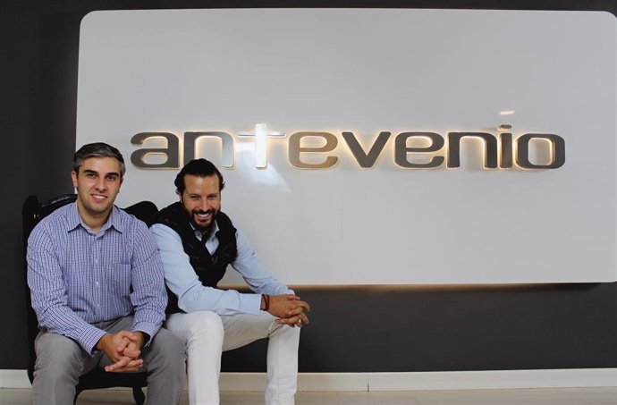 Rubén Jerez y Daniel Crestelo, fundadores de B2Marketplace, empresa adquirida por Antevenio