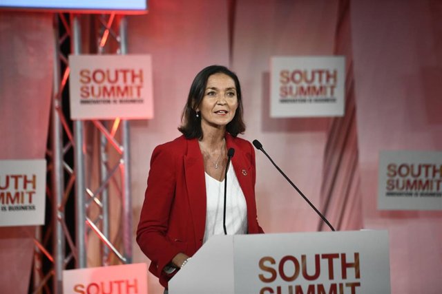 La ministra de Industria, Comercio y Turismo en funciones, Reyes Maroto durante su intervención en la South Summit, en La Nave, en Madrid, a 4 de octubre de 2019.