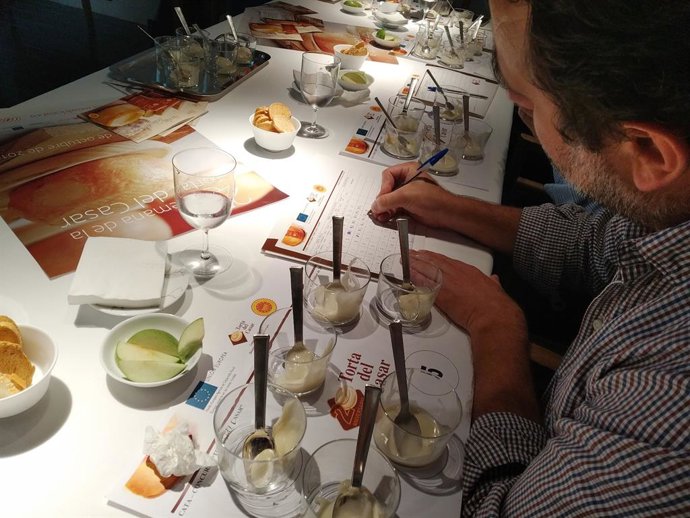 Cata Torta del Casar